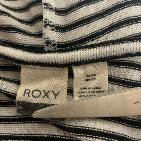 Roxy sweater - Picture 3 of 3